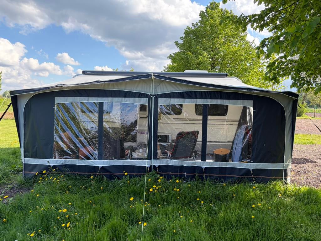 Z.g.a.n voortent, Caravans en Kamperen, Voortenten en Luifels, Ophalen, Zo goed als nieuw, PVC, Overige merken