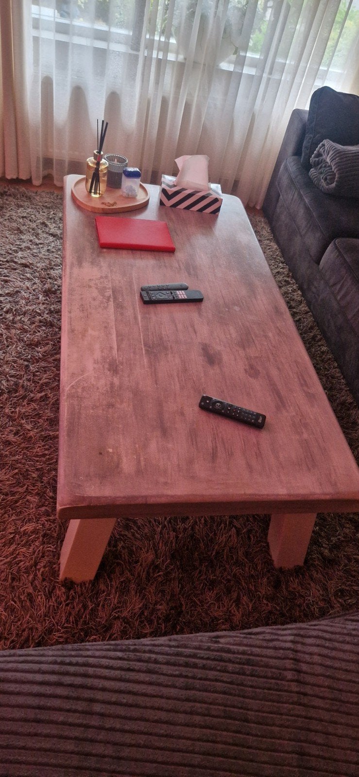 Massief eiken salontafel - 142x70x43 cm, 6,5 cm dik blad, Ophalen, Gebruikt, 100 tot 150 cm, Eikenhout
