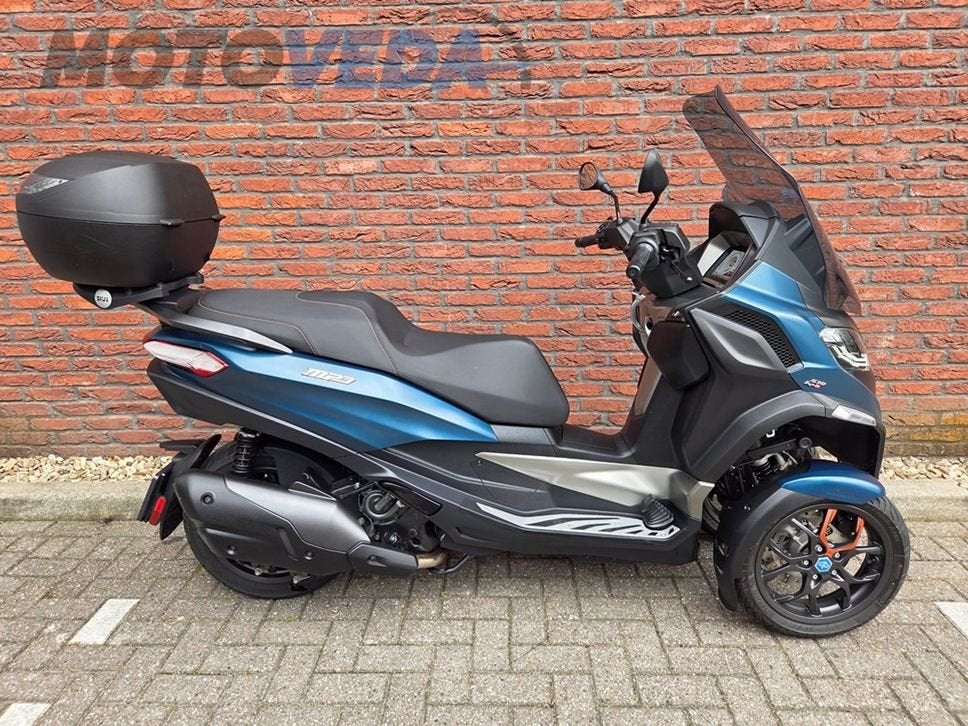 PIAGGIO MP3 530 HPE ADVANCE EXLUSIVE (bj 2023), Motoren, Onbekend, Onbekend, Scooter, 530 cc