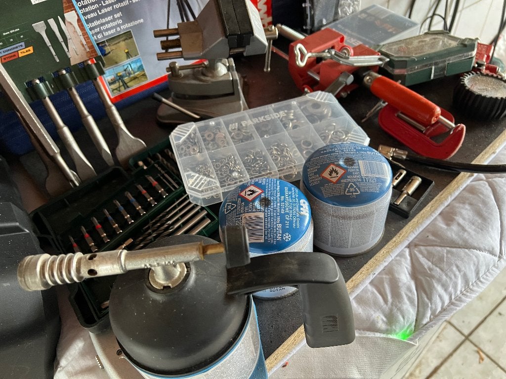 Foto 10 van Gereedschap van alles wat ook nieuw wegens verhuizing