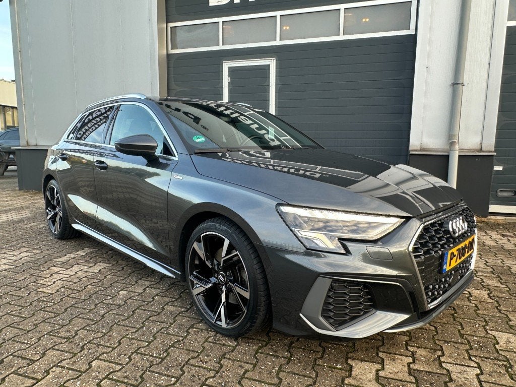 Audi A3 35 TFSI 150PK S-Line Aut. bj2021 *Navi *PDC *Cruise, Automaat, Euro 6, 4 cilinders, Bedrijf