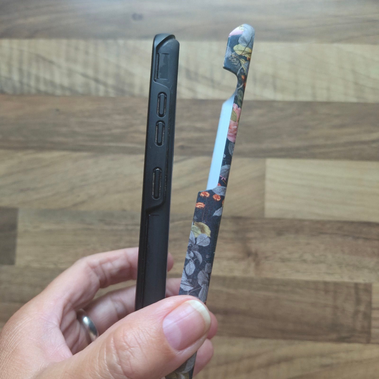 Foto 7 van Samsung Galaxy S23 - Zo goed als nieuw met hoesje