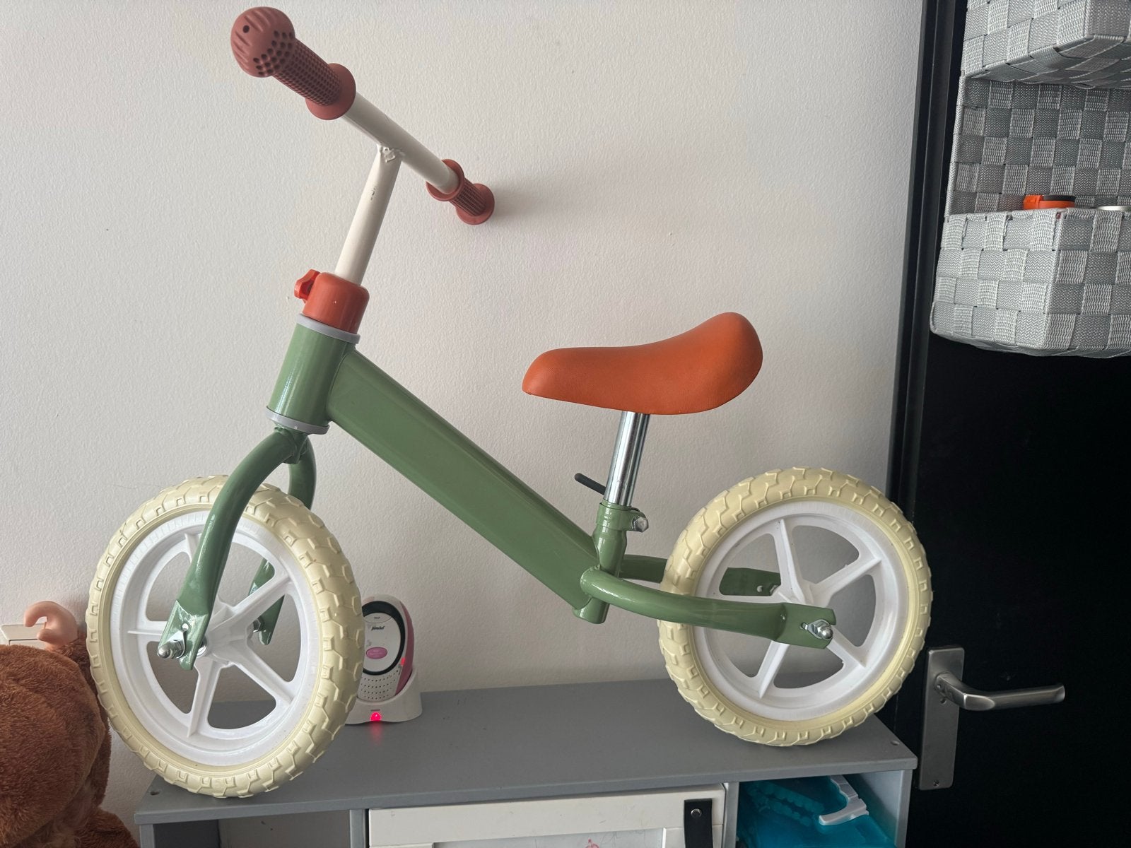 Loopfiets Groen Zo goed als nieuw, Fietsen en Brommers, Fietsen | Kinderfietsjes, Ophalen, Zo goed als nieuw, 16 tot 20 inch