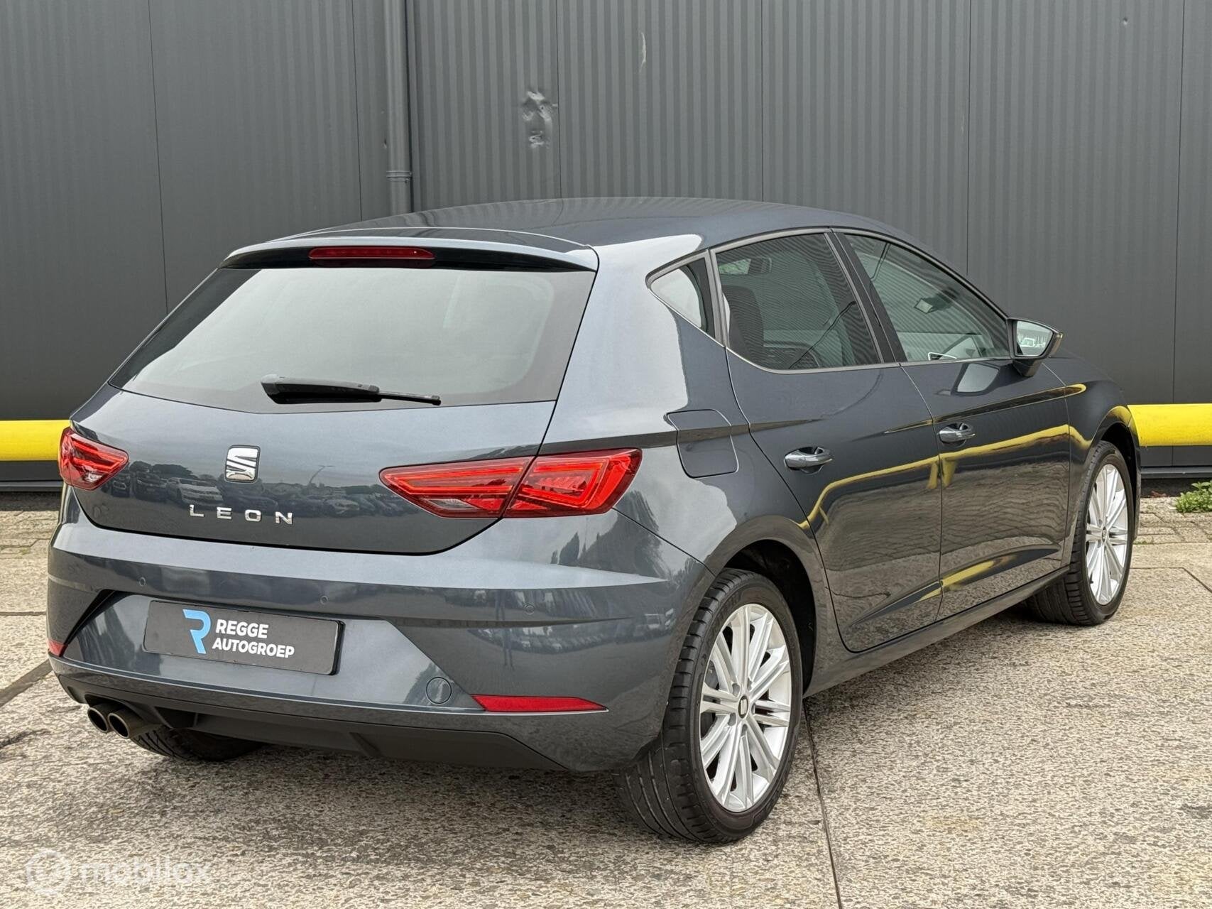 Seat Leon 1.5 TSI Xcellence 150PK | AUTOMAAT | CARPLAY, Auto's, Seat, 150 pk, Leon, Bedrijf, Hatchback