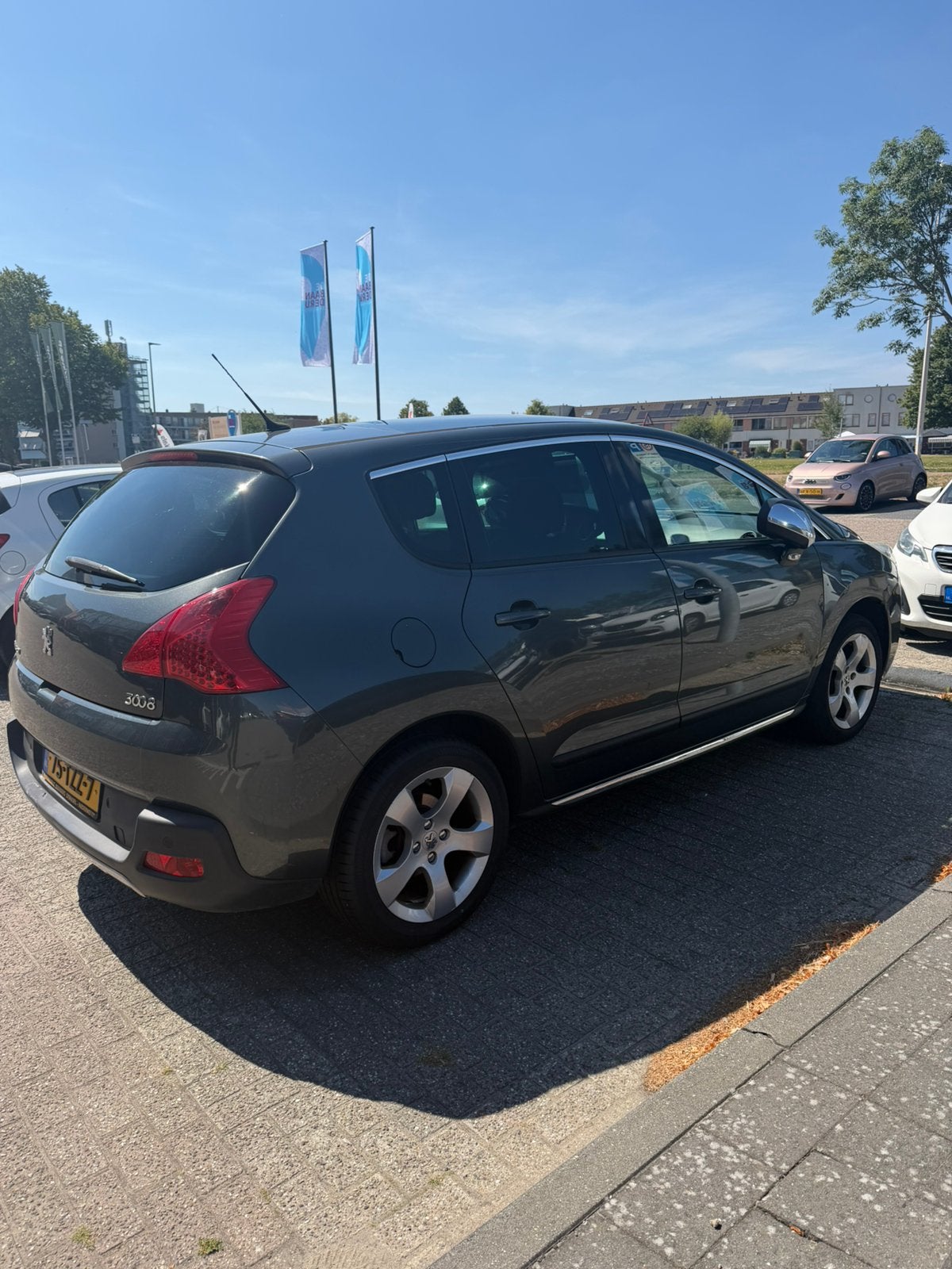 Peugeot 3008 1.6 THP AUT 2012 Grijs, Auto's, Peugeot, Euro 5, Particulier, 1455 kg, 84 €/maand