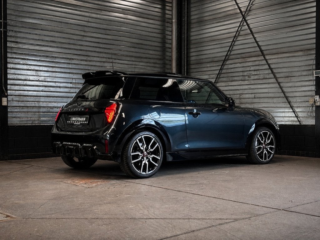 MINI Cooper S 2.0 John Cooper Works JCW XL | Full Option | P, 1998 cc, Gebruikt, Zwart, 4 cilinders