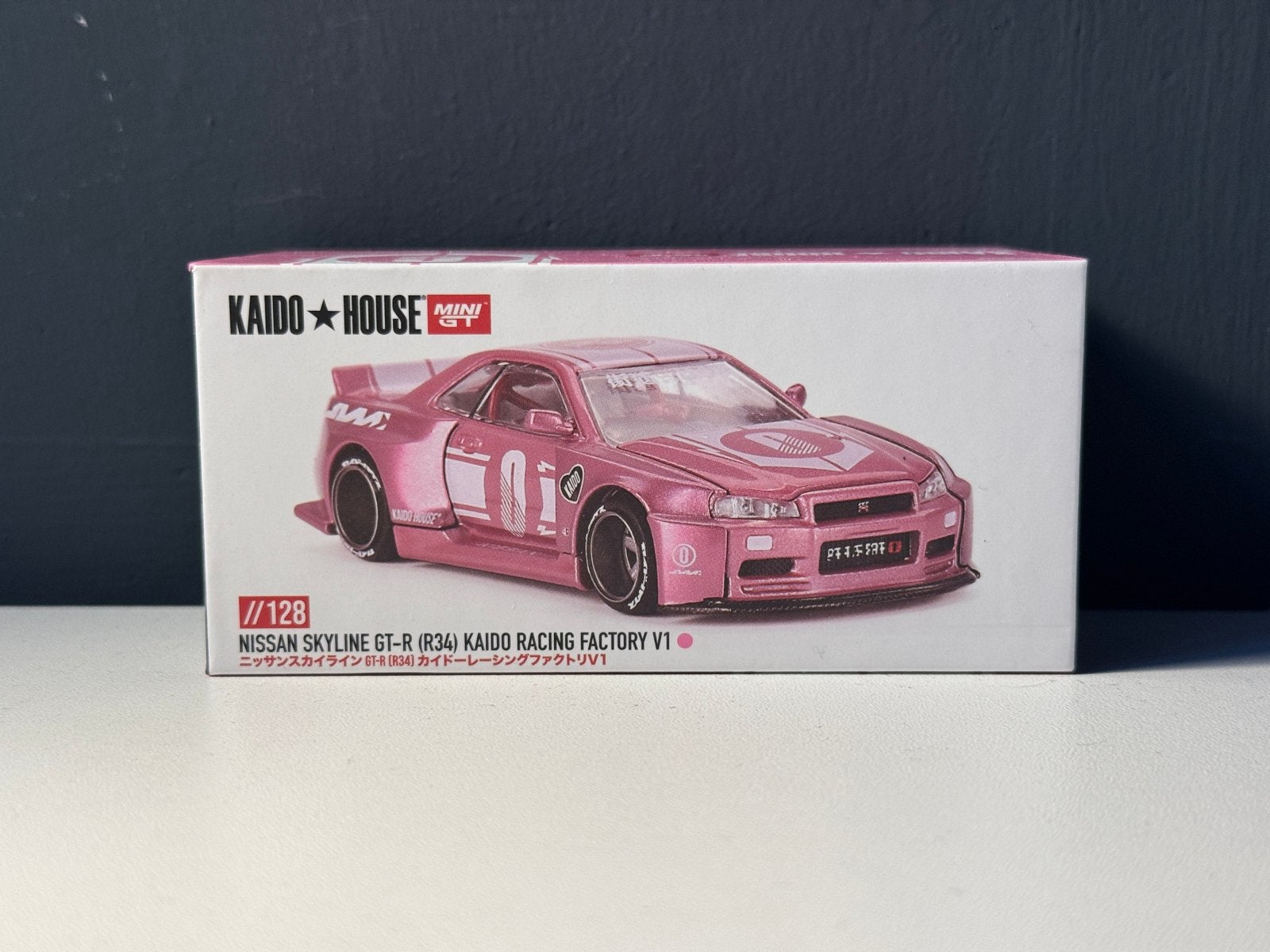 Mini GT Nissan Skyline GT-R (R34) Kaido House Roze, Hobby en Vrije tijd, Verzenden, Nieuw, Auto, Overige merken