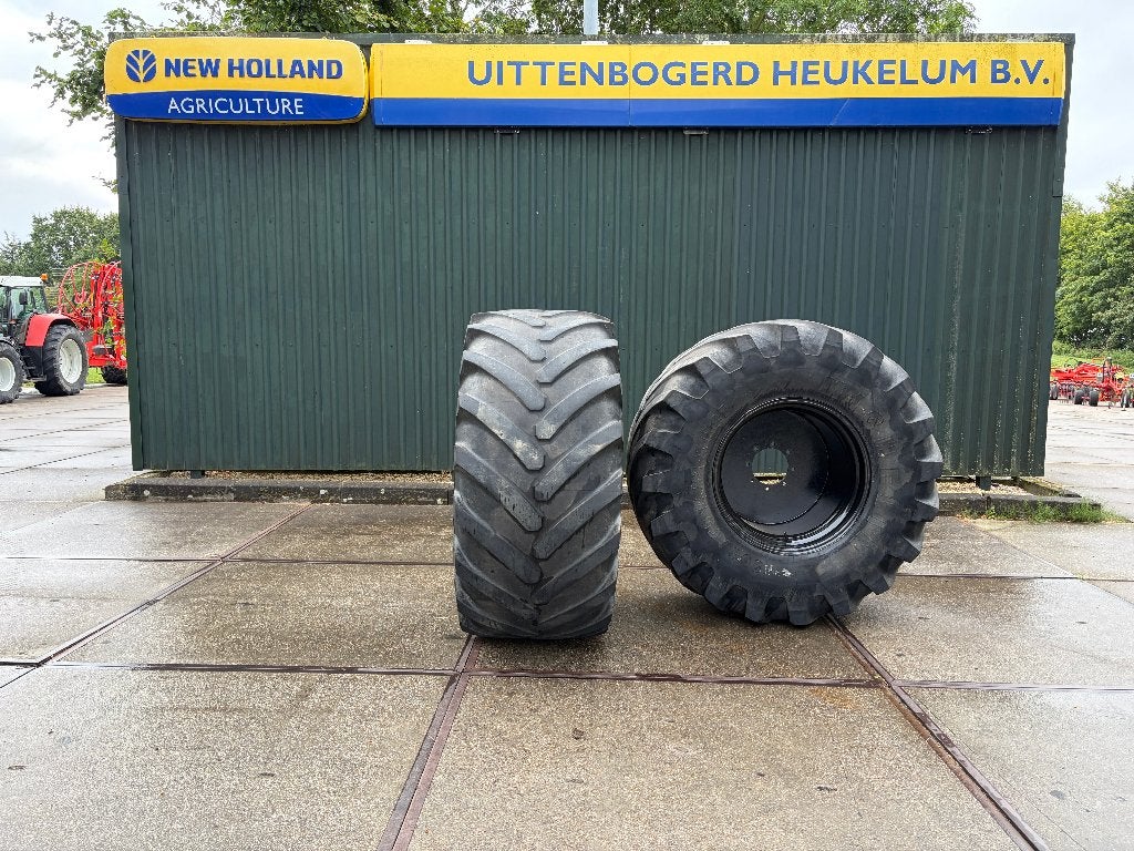 Michelin XM27 800/65R32 compleet op wiel, set van 2, Zakelijke goederen, Ophalen