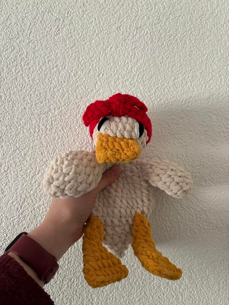 Gehaakte Eend Knuffel met Rood haarbandje, Overige merken, Nieuw, Ophalen of Verzenden, Middelgroot (20 tot 80 cm)