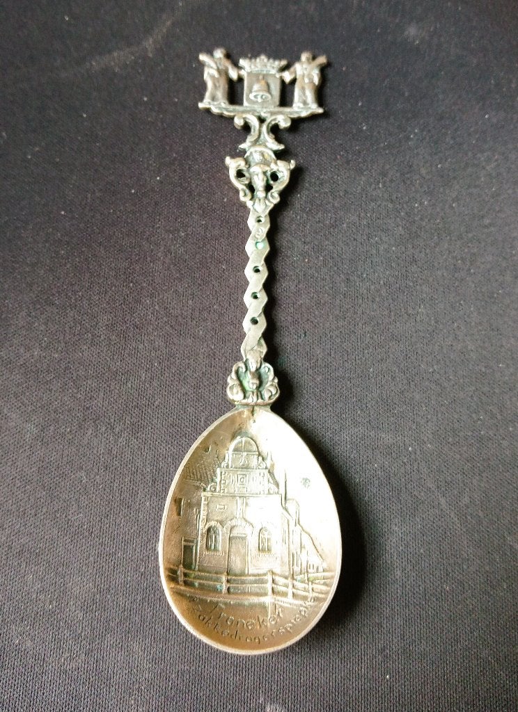 Zilkveren suikerschep met het wapen van Franeker, Ophalen of Verzenden, Zilver