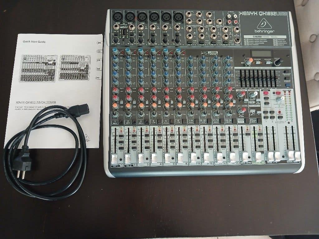Mengtafel Behringer QX1832USB + Gator opbergtas, Ophalen, Zo goed als nieuw, 10 tot 20 kanalen, Microfooningang