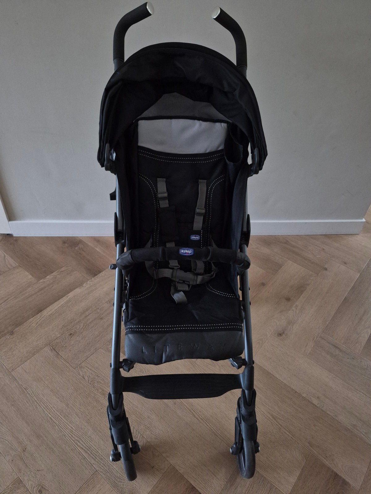 Chicco Lite Way buggy met zonnekap en regenhoes, Ophalen, Zo goed als nieuw, Overige merken, Regenhoes