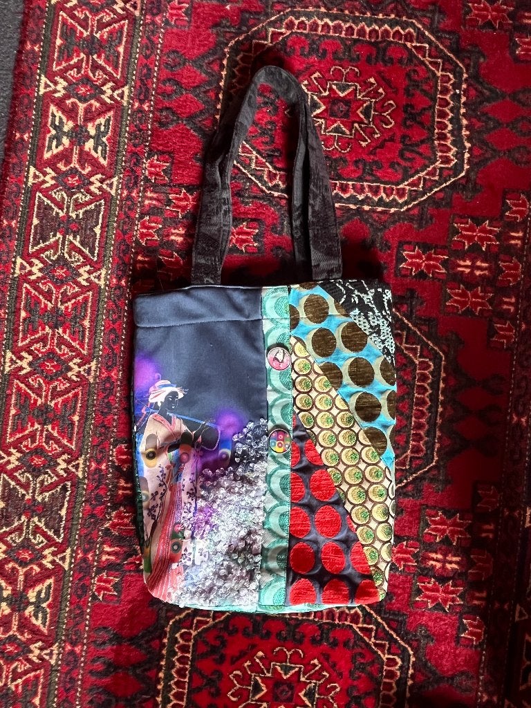 Super leuke fleurige patchwork tas nu 24,99€, Ophalen of Verzenden, Zo goed als nieuw, Overige kleuren, Handtas