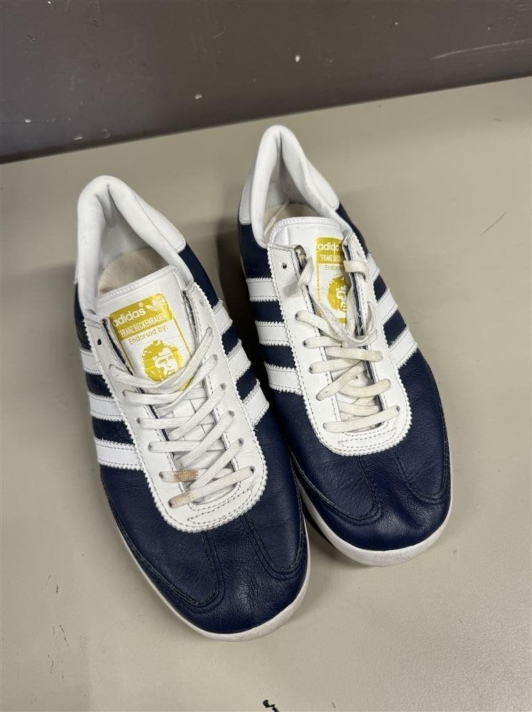 Vintage Adidas Beckenbauer Allround UK6 navy blue - maat 39, Ophalen of Verzenden, Gedragen, Blauw