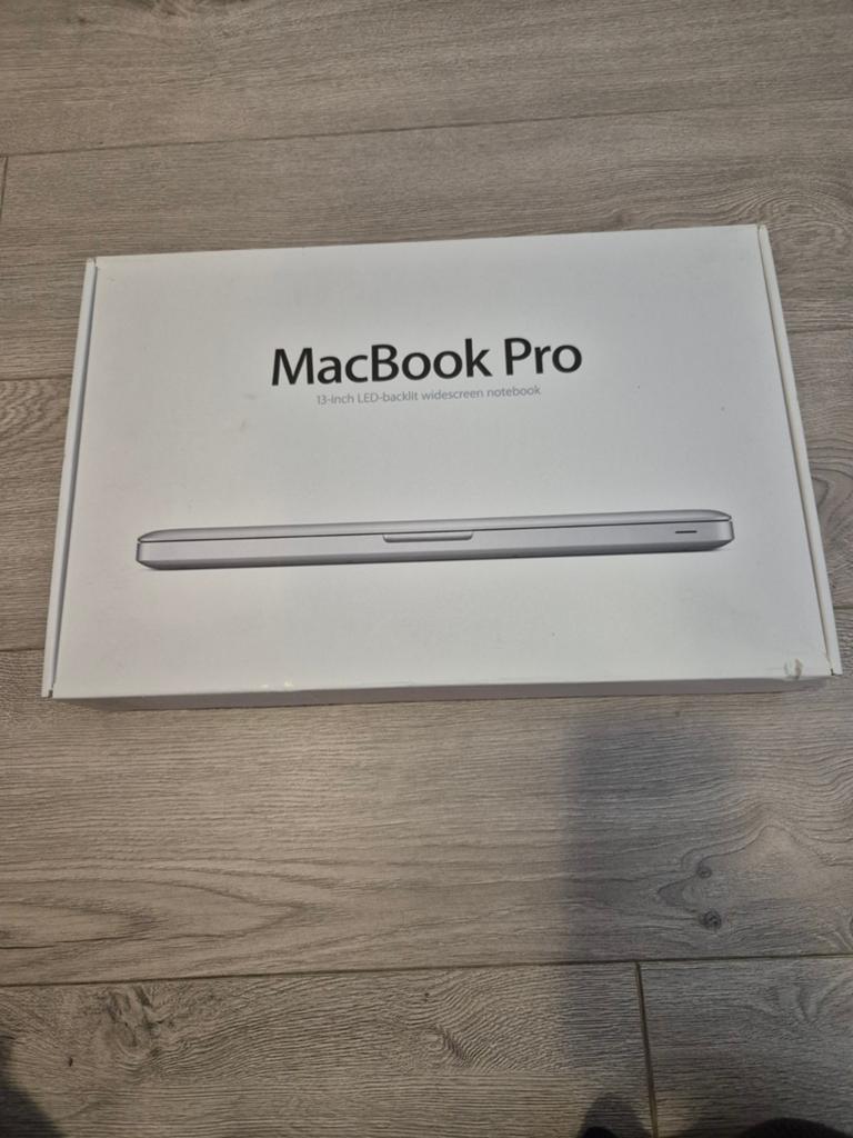 MacBook Pro doos - Voor de Apple fan/liefhebber, Computers en Software, MacBook Pro, Ophalen of Verzenden, Zo goed als nieuw, 16 inch