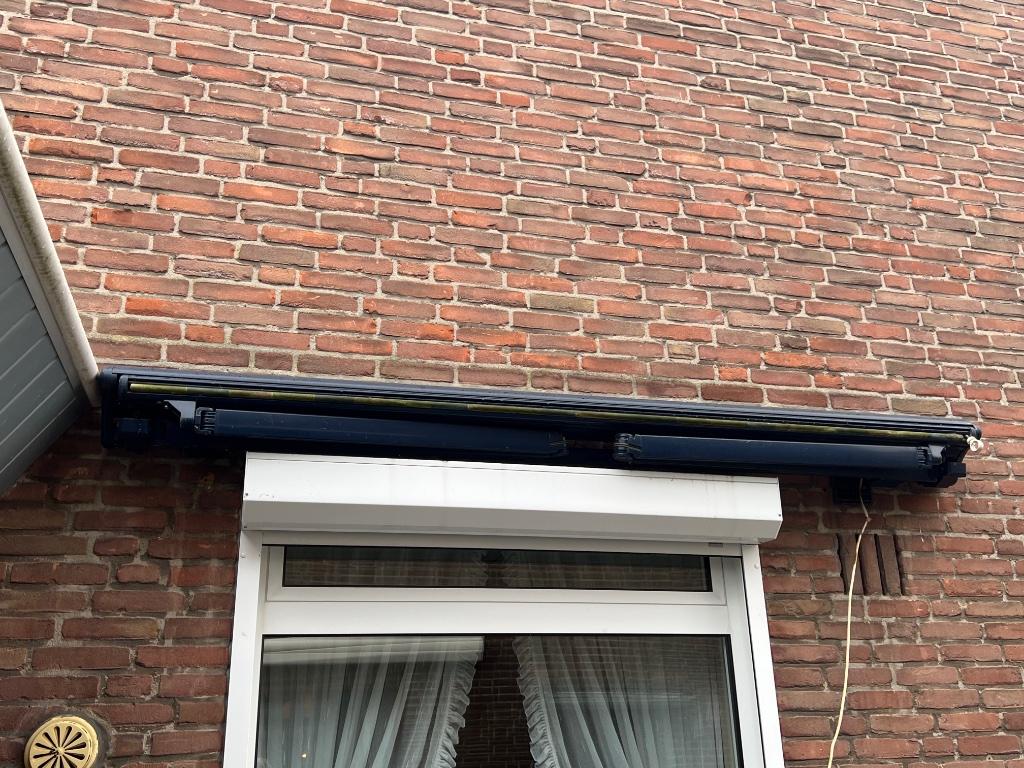 knikarmscherm showroom scherm, Ophalen, Elektrisch, Zo goed als nieuw, 150 tot 300 cm