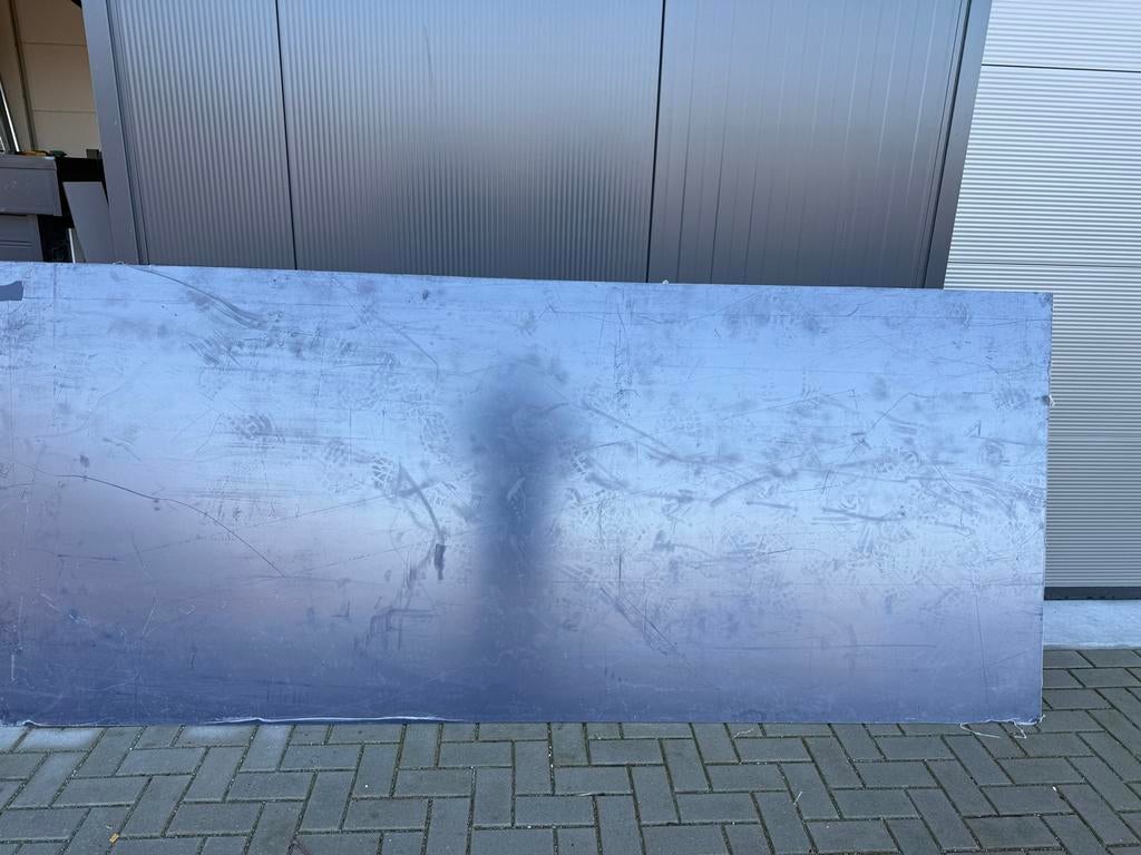 Blauw HPL Plaat 1300x3050 - Nieuw met Folie, Doe-het-zelf en Verbouw, Platen en Panelen, Ophalen of Verzenden, Nieuw, HPL, Minder dan 20 mm