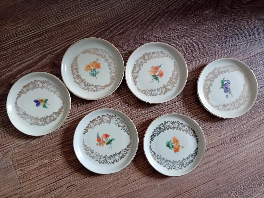 6 porseleinen petit four schoteltjes, Ophalen of Verzenden