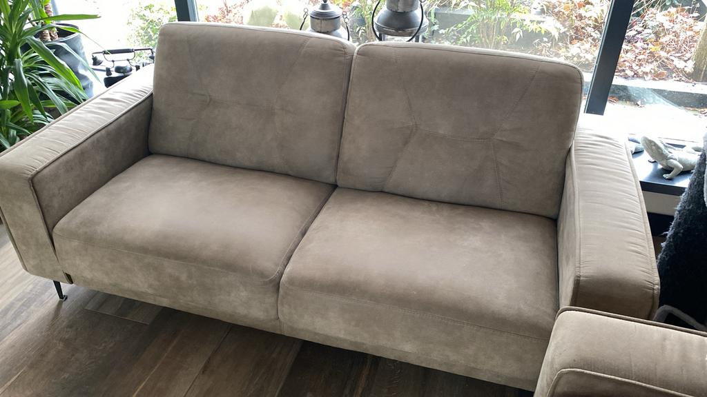 Mooi 2,5 en 3-zits bankstel in taupe lederlook, Ophalen, Gebruikt, 150 tot 200 cm, 75 tot 100 cm