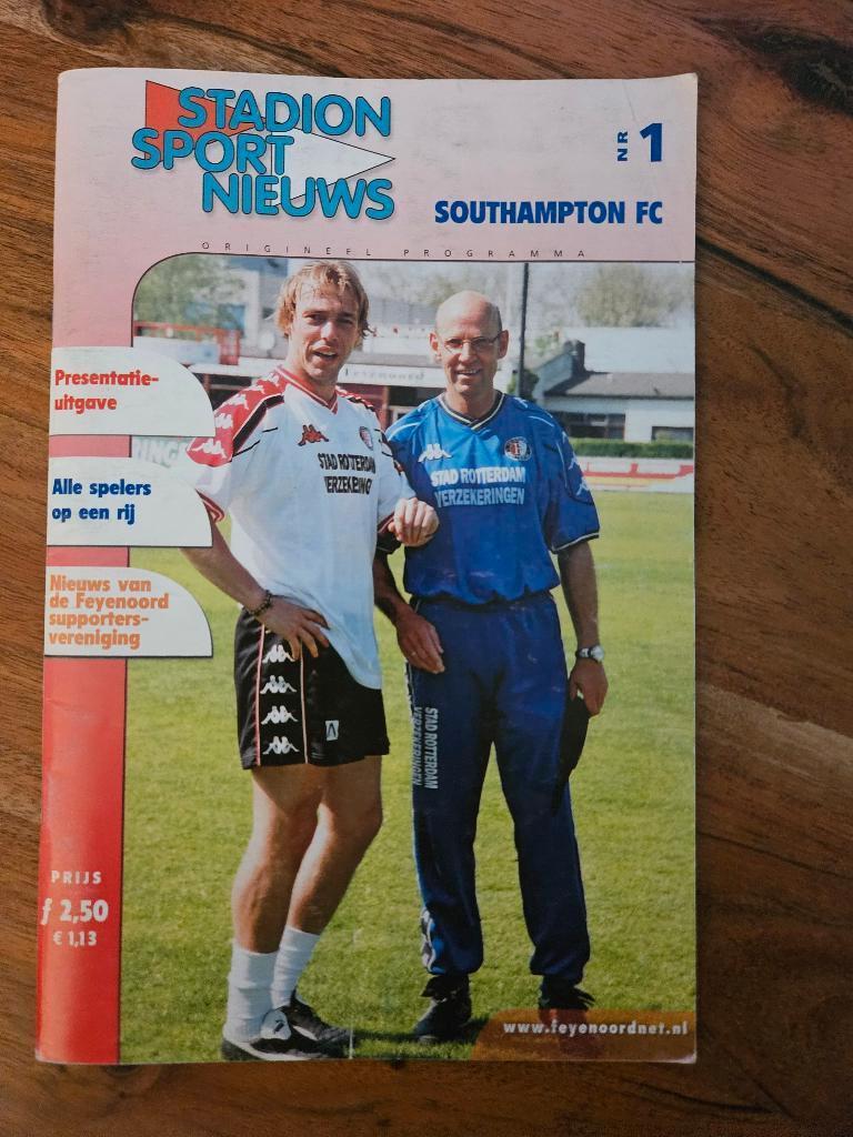 Programma oefenduel Feyenoord - Southampton 2001, Verzamelen, Ophalen of Verzenden, Zo goed als nieuw, Feyenoord, Boek of Tijdschrift
