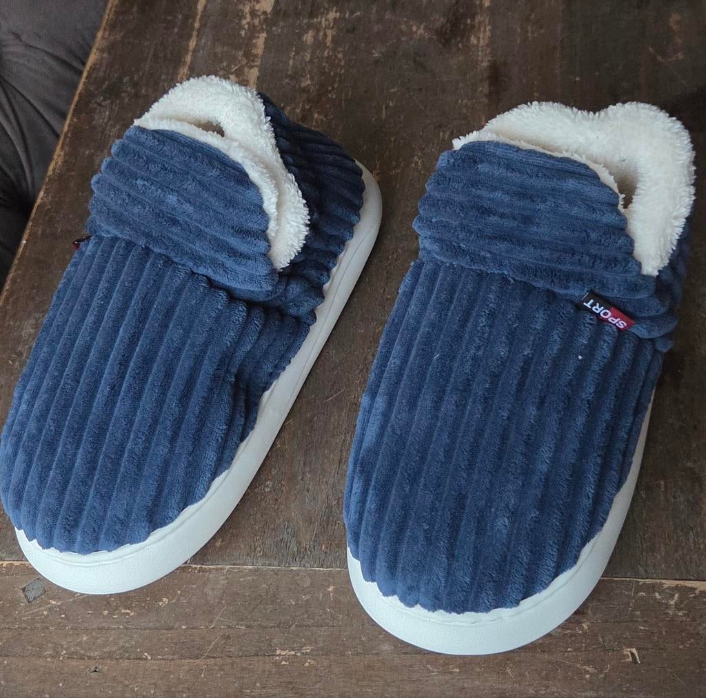 Cozy sloffen - Maat 42-43 (valt klein), Ophalen of Verzenden, Nieuw, Blauw, Pantoffels of Sloffen