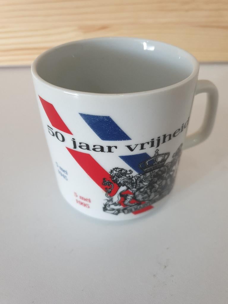 Beker - 50 jaar Vrijheid - 5 mei 1945 / 5 mei 1995, Ophalen of Verzenden, Landmacht, Nederland, Overige typen