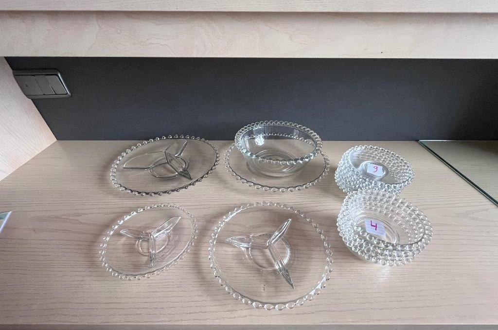 Servies met parelrand van glazen balletjes, Ophalen, Glas of Glazen, Gebruikt, Glas