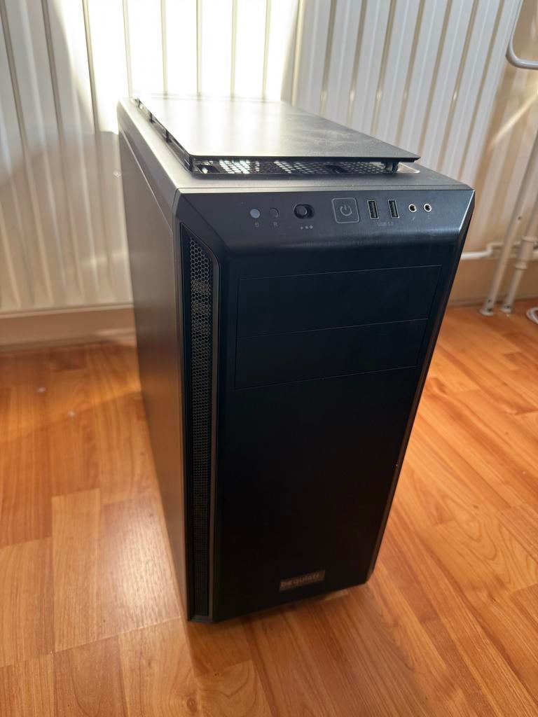 be quiet! Pure Base 600 computerkast met 2 Fans, Computers en Software, Computerbehuizingen, Gebruikt, Ophalen of Verzenden