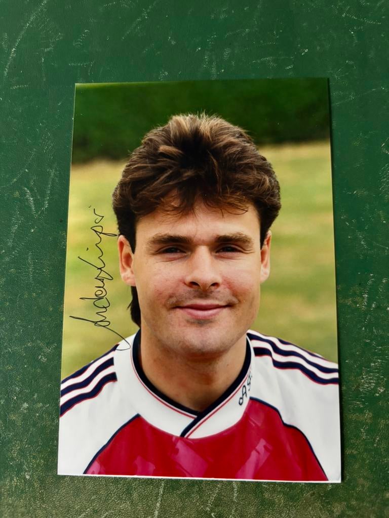 Gesigneerde fotokaart Anders Limpar Arsenal, Ophalen of Verzenden, Zo goed als nieuw, Buitenlandse clubs, Spelerskaart