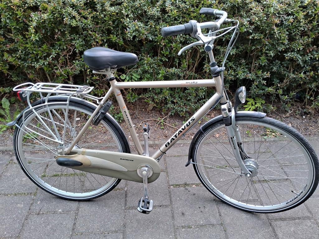 2x 28 inch batavus //Osaka n7/ /montego avantgard 47 cm150,-, Fietsen en Brommers, Versnellingen, Batavus, Ophalen of Verzenden