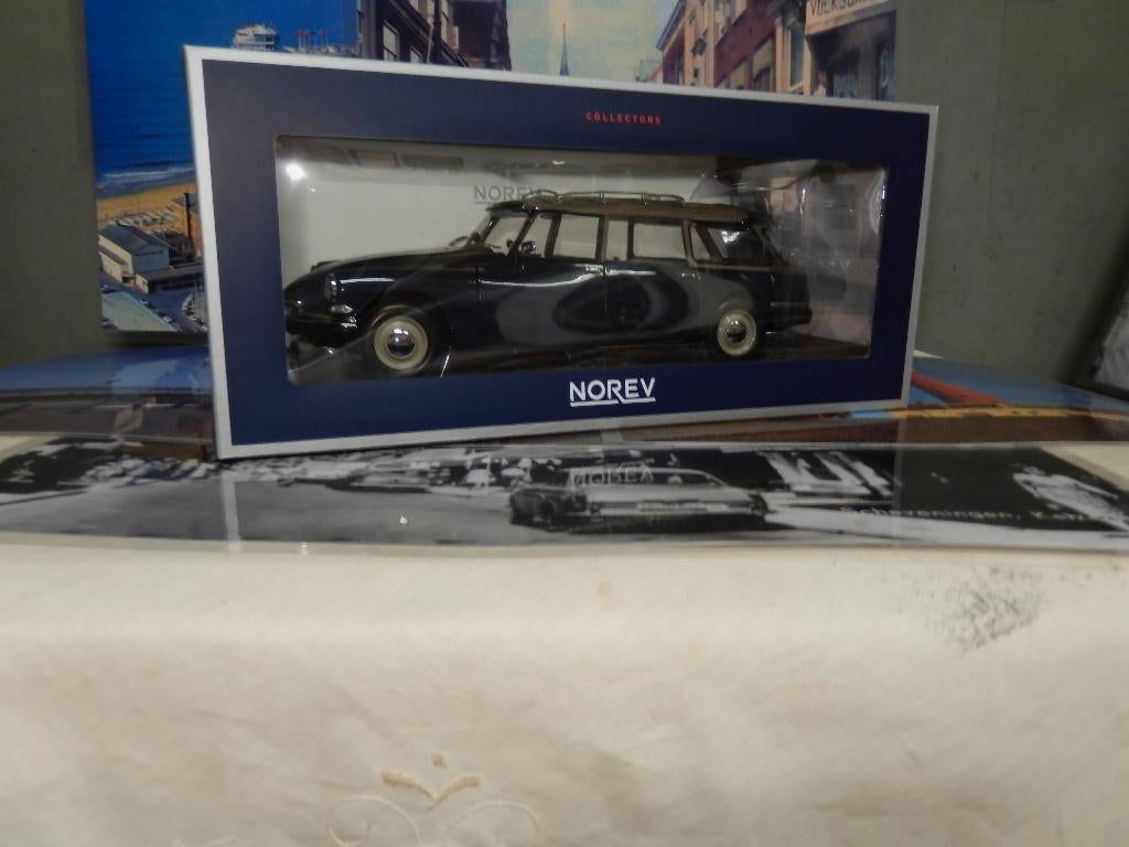 Citroen ID Breek SNOEK stadion car is CLASSIC, Hobby en Vrije tijd, Modelauto's | 1:18, Ophalen of Verzenden, Nieuw, Auto, Norev