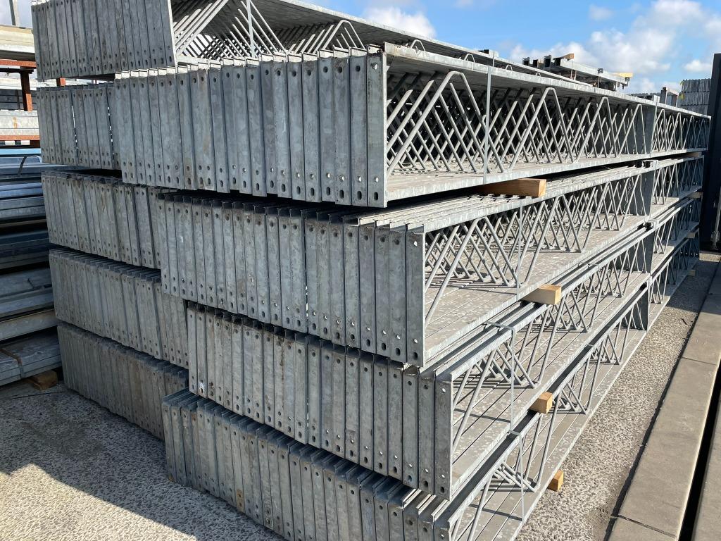 Traliespanten | Lengte= 6.300 mm | Hoogte= 370 mm, Doe-het-zelf en Verbouw, Metalen, Ophalen, Gebruikt, IJzer