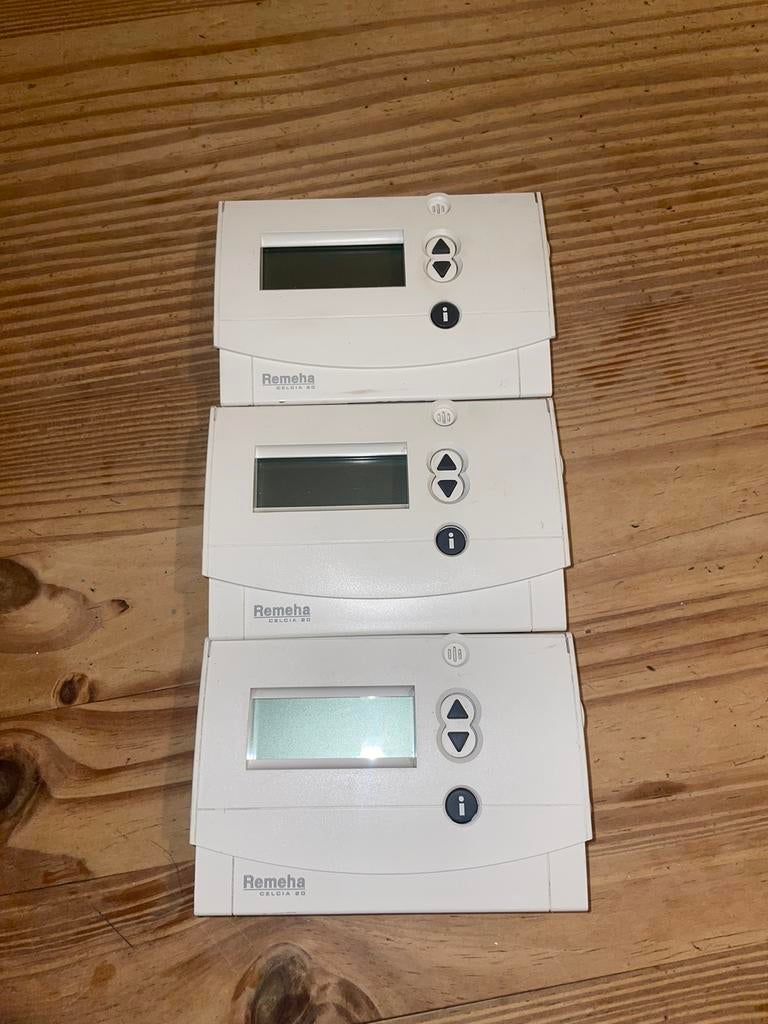 Diverse kamerthermostaten - Remeha, Bosch, ATAG, Nefit, Verzenden, Gebruikt