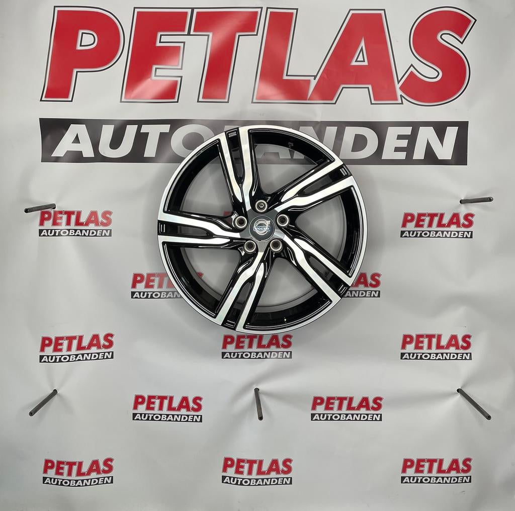 Volvo r design look 18 19 inch velge v40 v50 v60 s40 s50 s60, Ophalen of Verzenden, 18 inch, Band(en)