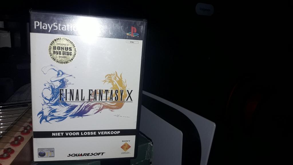 Final Fantasy X Bonus Disc Edition Ps2 (not for resale), Vanaf 16 jaar, Ophalen of Verzenden, Zo goed als nieuw, Oorlog of Misdaad