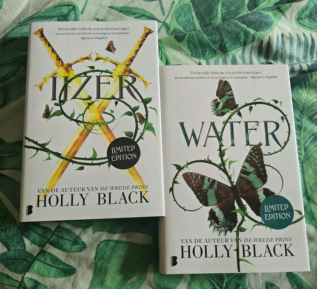 Holly Black: Ijzer + Water, limited edition hc Nederlands, Boeken, Ophalen of Verzenden, Zo goed als nieuw