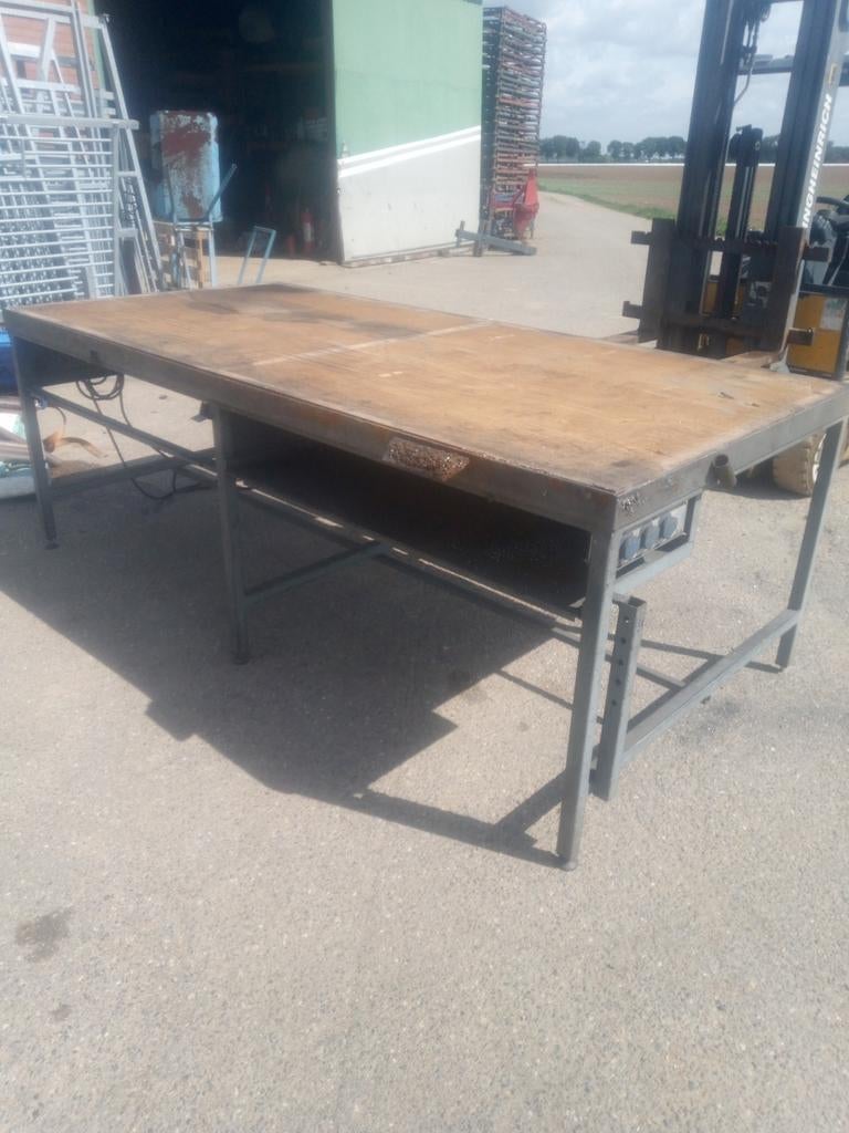 Paktafels werkbanken schuurvondst vintage, Ophalen of Verzenden, Gebruikt