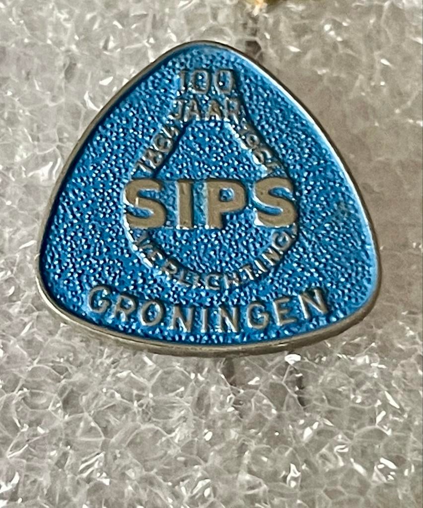 SIPS Groningen Speldje, Verzamelen, Speldjes, Pins en Buttons, Ophalen of Verzenden, Gebruikt, Overige onderwerpen, Speldje of Pin