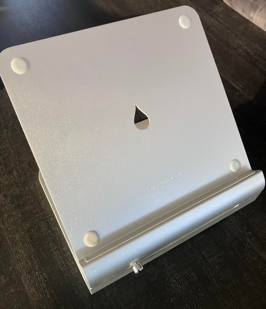 Laptop standaard ilevel, Ophalen of Verzenden, Zo goed als nieuw