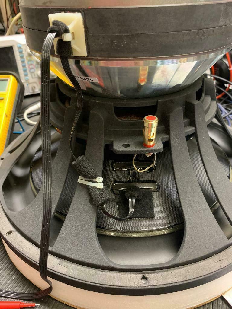 Subwoofer reparatie, revisie no cure no pay, 6 mndn garantie, No cure no pay