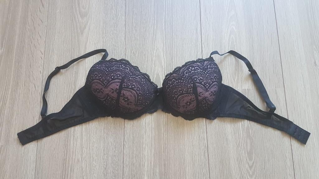 BH Zwart met Roze Kant Hunkemoller 80B, Hunkemöller, Verzenden, Zwart, BH