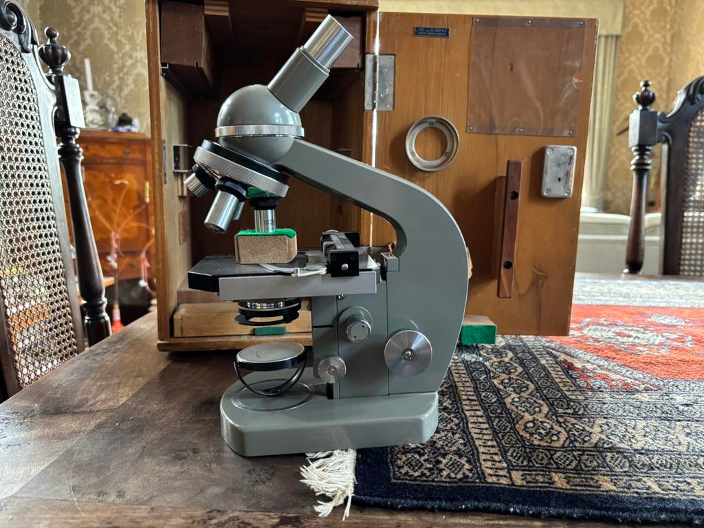 Olympus Tokyo microscoop, Audio, Tv en Foto, Optische apparatuur | Microscopen, Ophalen, Zo goed als nieuw