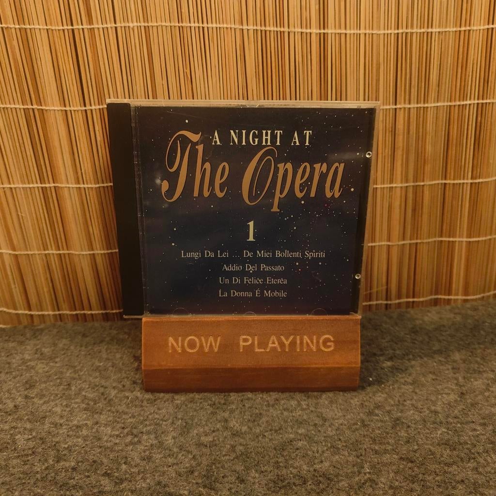 A Night at the Opera CD - Klassieke Muziek, Ophalen of Verzenden