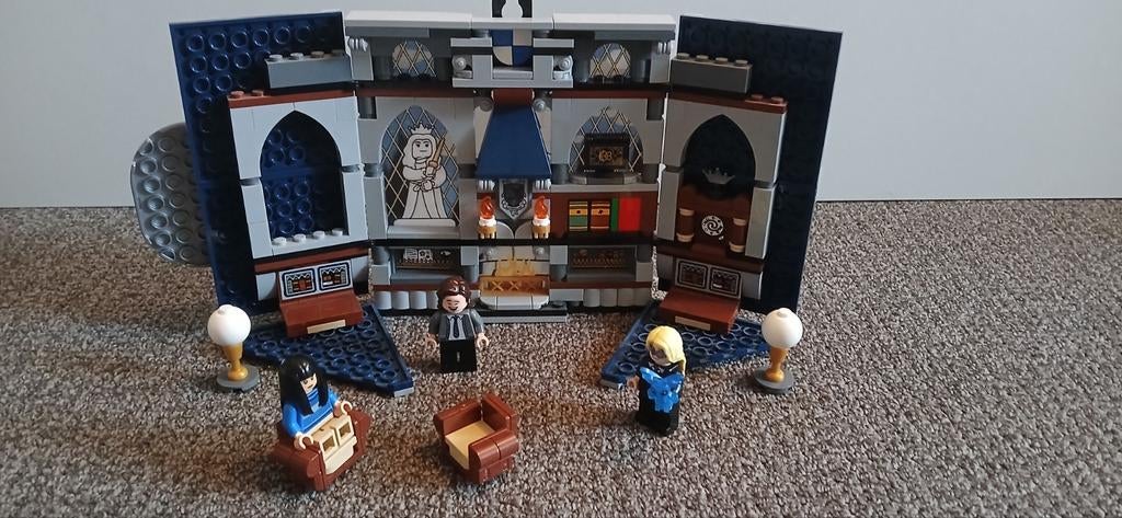 Harry Potter lego Ravenclaw House Banner, Verzamelen, Harry Potter, Ophalen of Verzenden, Zo goed als nieuw, Actiefiguurtje