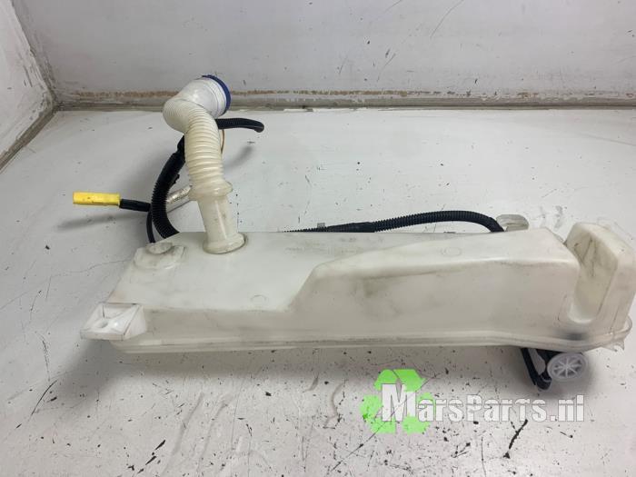 Ruitensproeiertank voor van een Peugeot Expert, Gebruikt, -, -, Ophalen of Verzenden