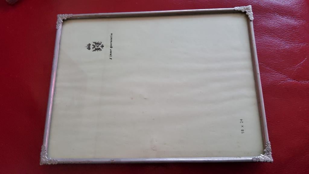 Antiek groot zilver kleur fotolijstje gemerkt bewerkte hoek., Ophalen of Verzenden