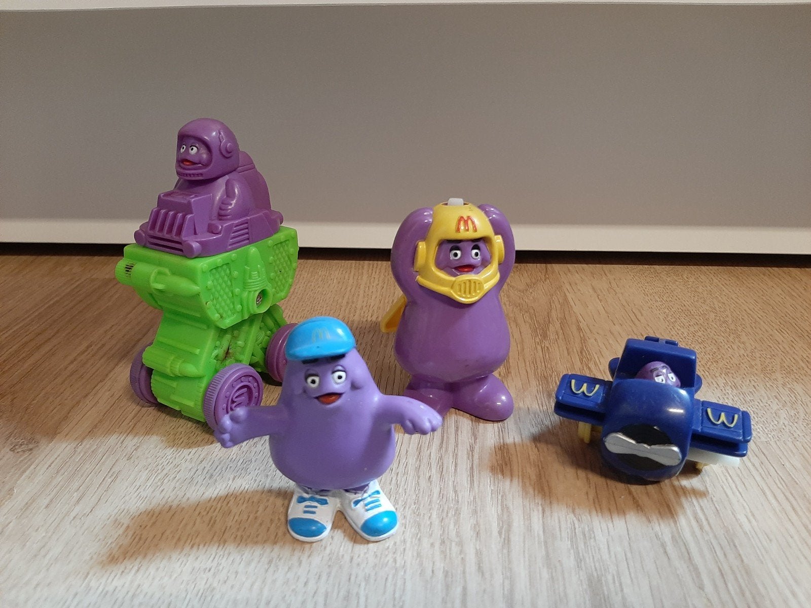 Mcdonalds speeltjes Grimace poppetjes, Verzamelen, Ophalen of Verzenden