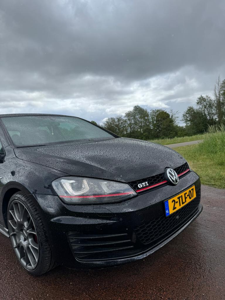 Volkswagen Golf 2.0 TSI 169KW 3D 2014 Zwart, Auto's, Volkswagen, 1282 kg, 4 cilinders, 1984 cc, Zwart