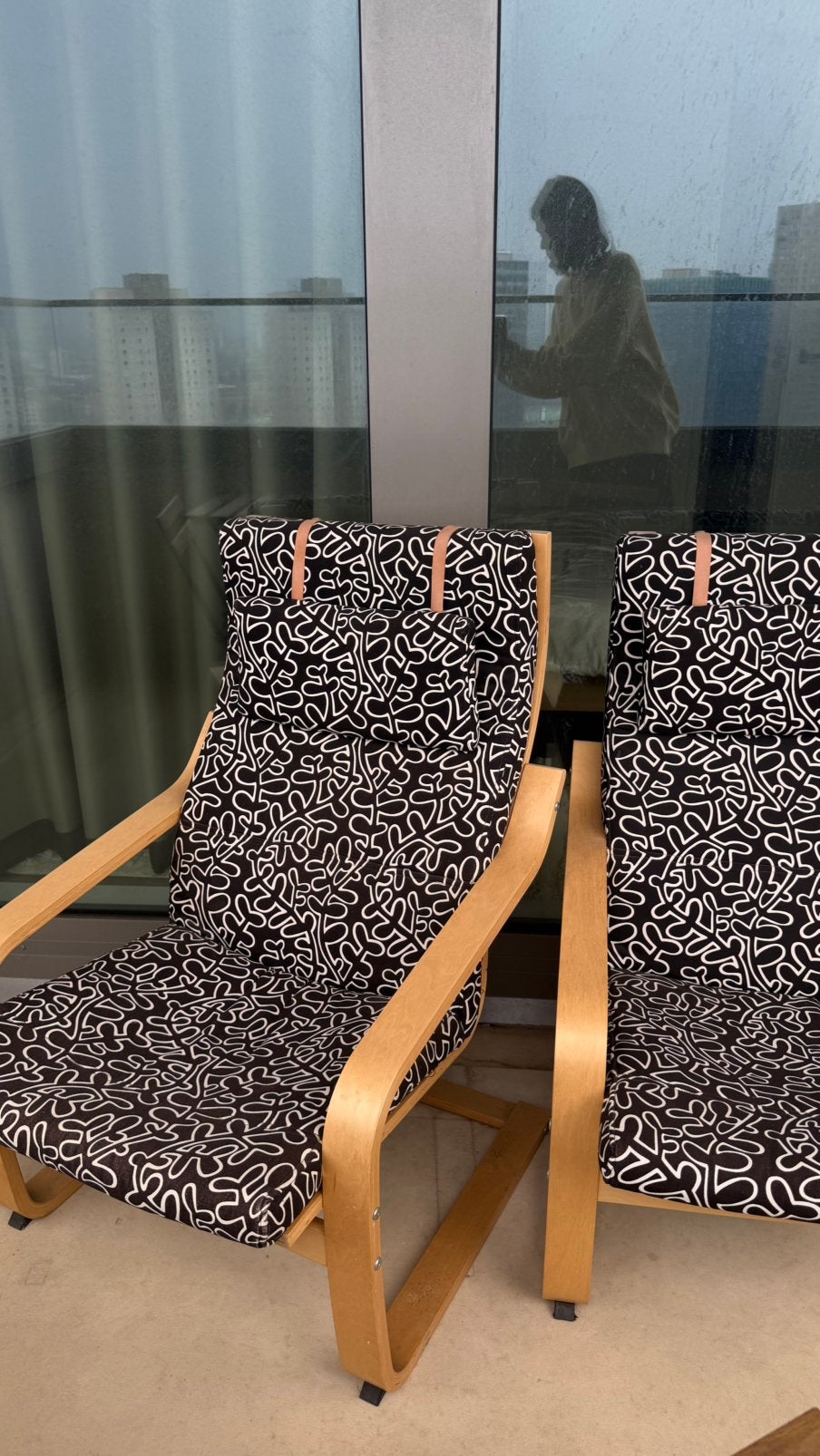 IKEA POÄNG 2, Ophalen, Gebruikt, Zwart, Twee