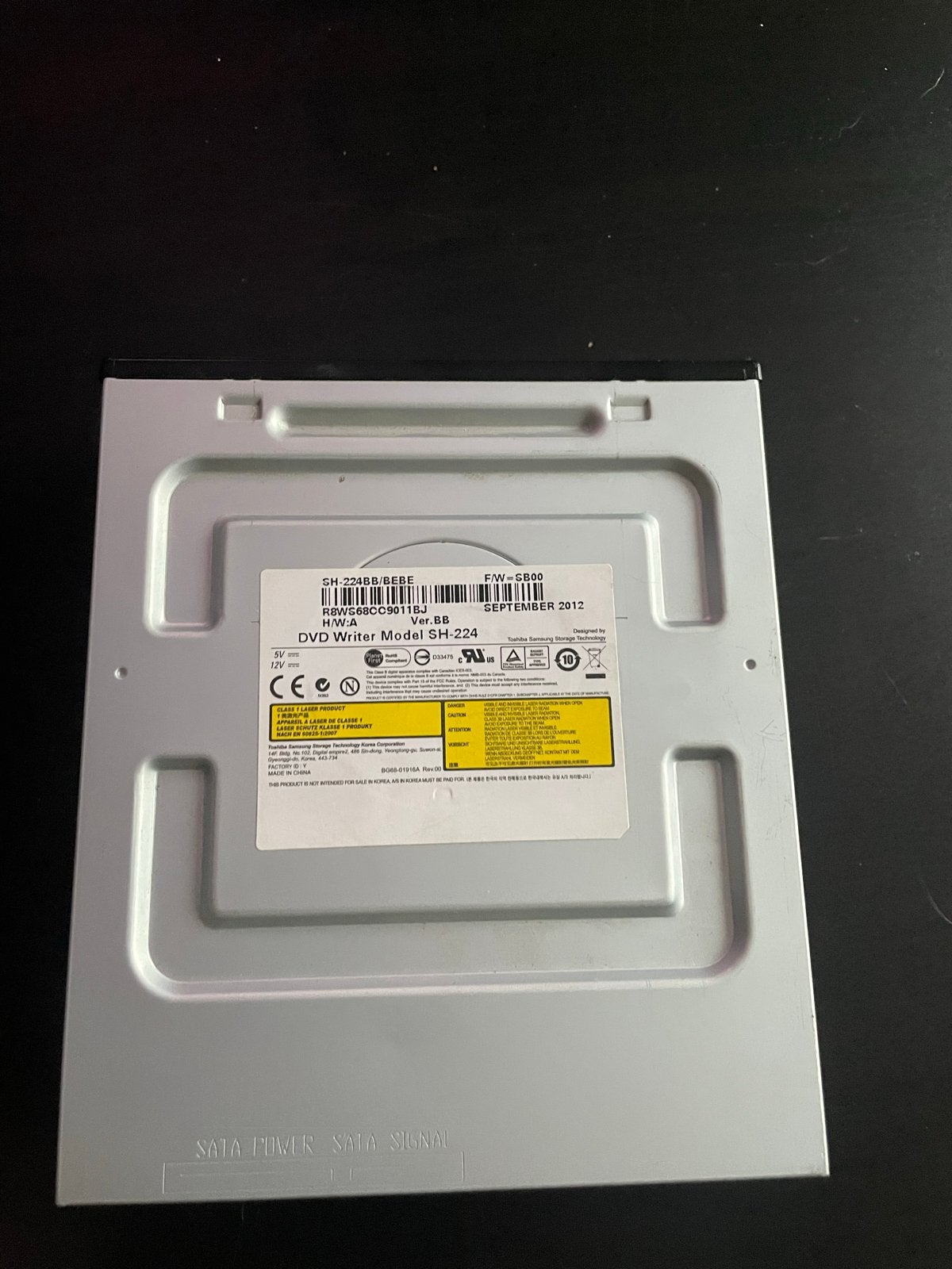 Interne DVD Writer Model SH-224 - SATA, Computers en Software, Optische drives, Intern, Gebruikt, Ophalen of Verzenden, Windows